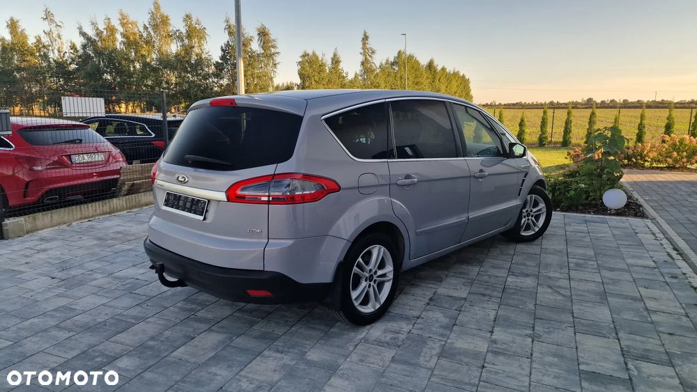 Ford S-Max - 18