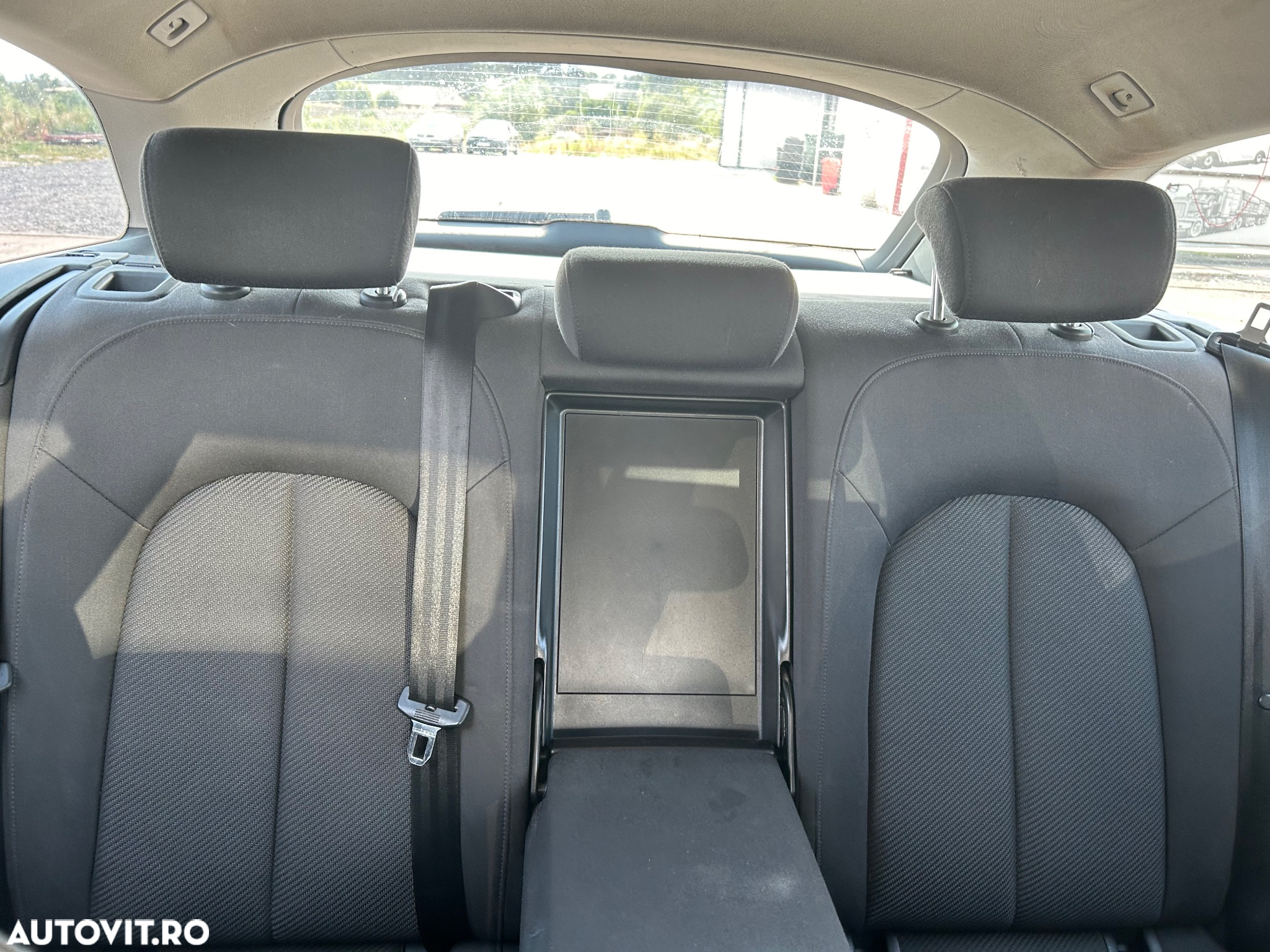 Audi A6 Avant 2.0 TDI DPF multitronic - 24