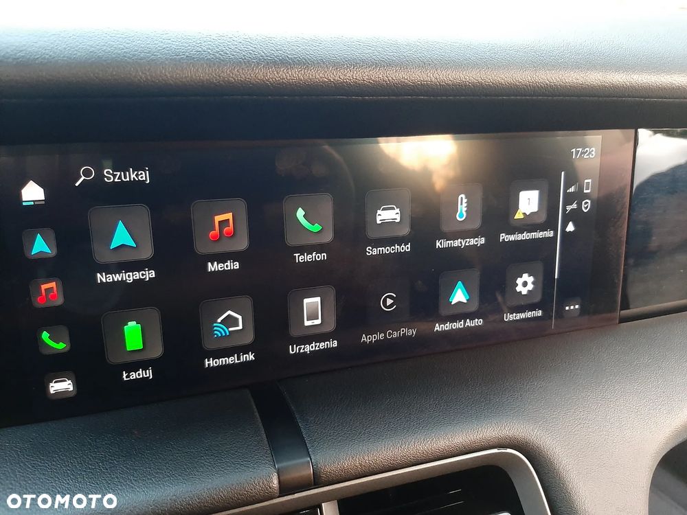 Porsche Taycan 4S - 28