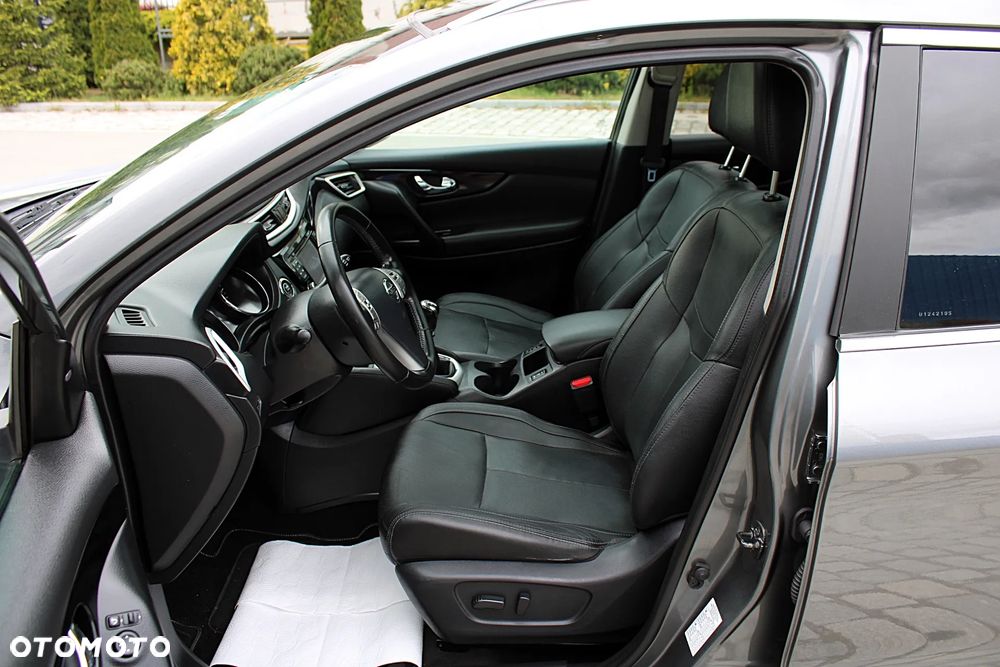 Nissan Qashqai 1.2 DIG-T Tekna - 14