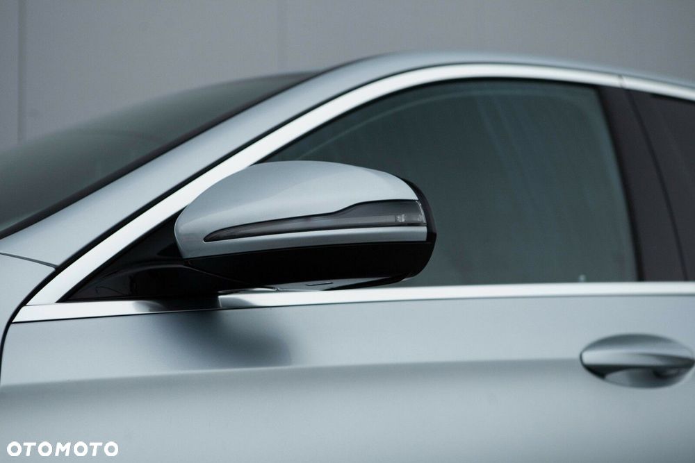 Mercedes-Benz Klasa E 220 d 9G-TRONIC - 16