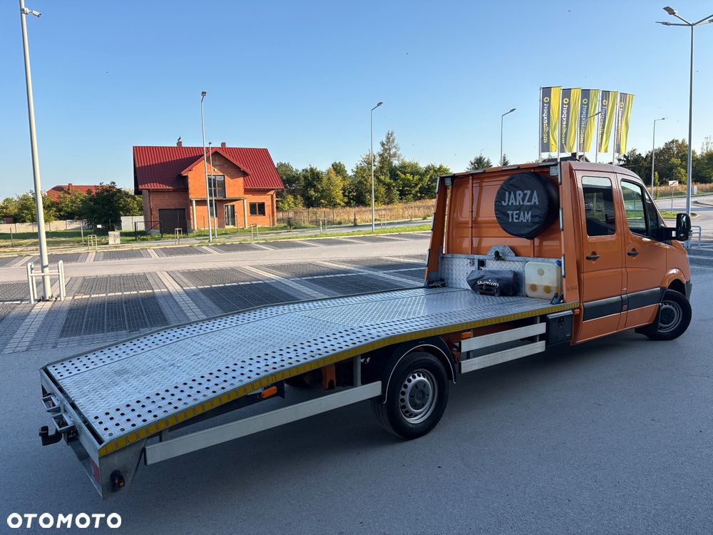 Mercedes-Benz Sprinter - 6
