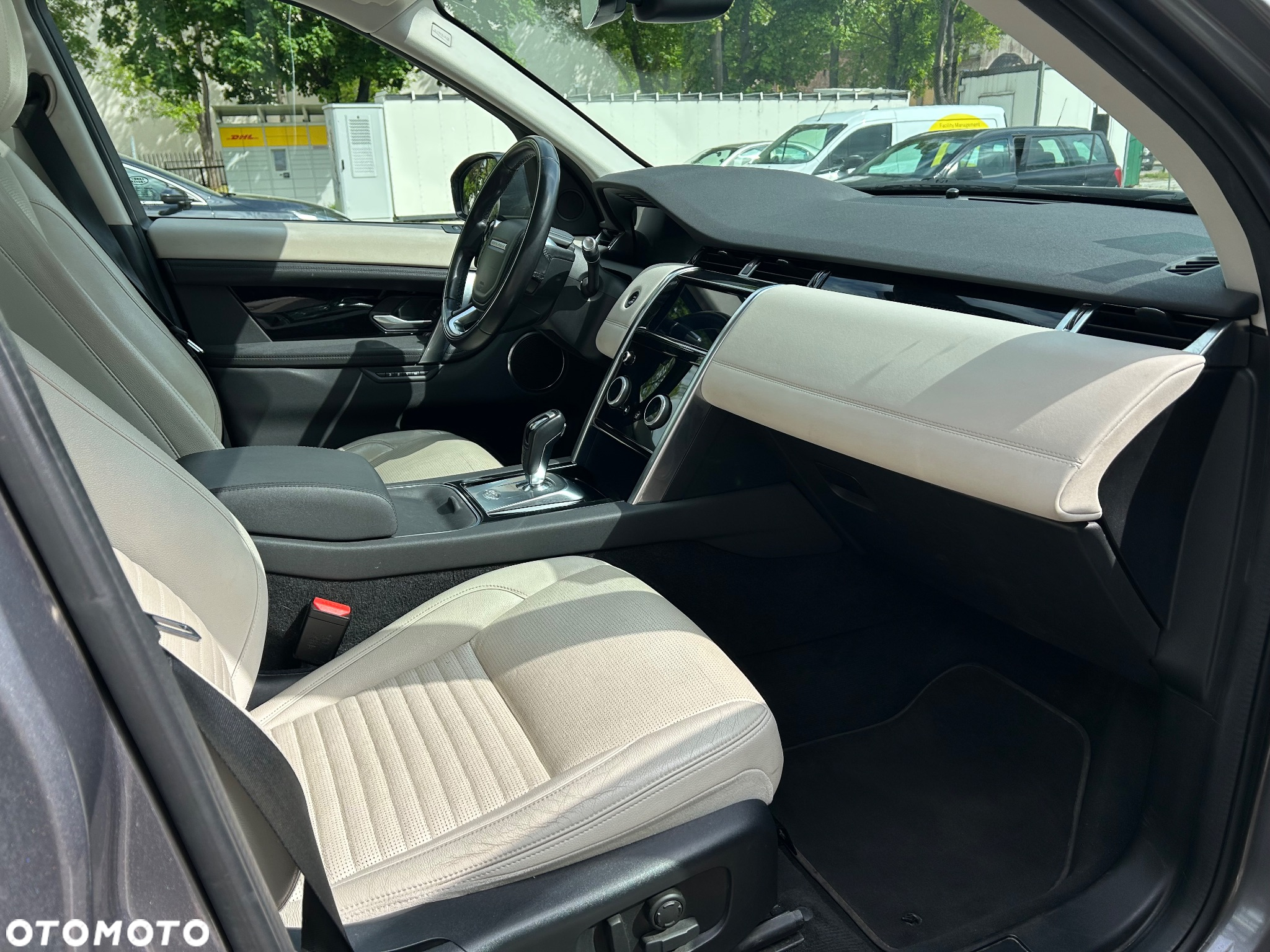 Land Rover Discovery Sport 2.0 D150 R-Dynamic SE - 6