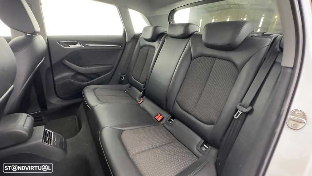 Audi A3 Sportback e-tron 1.4 TFSI Sport S tronic - 44