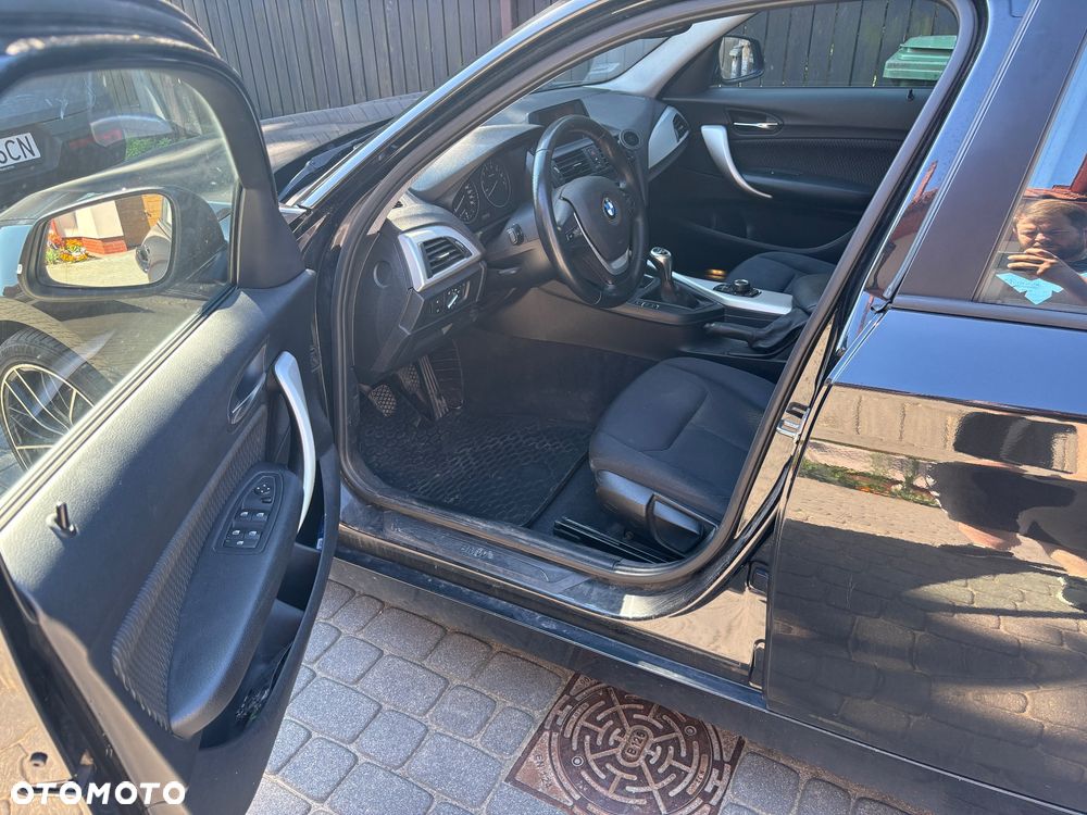 BMW Seria 1 118i - 5