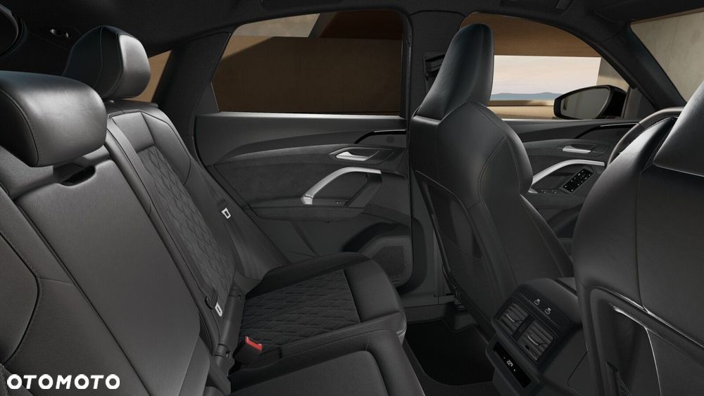 Audi Q5 Sportback - 9