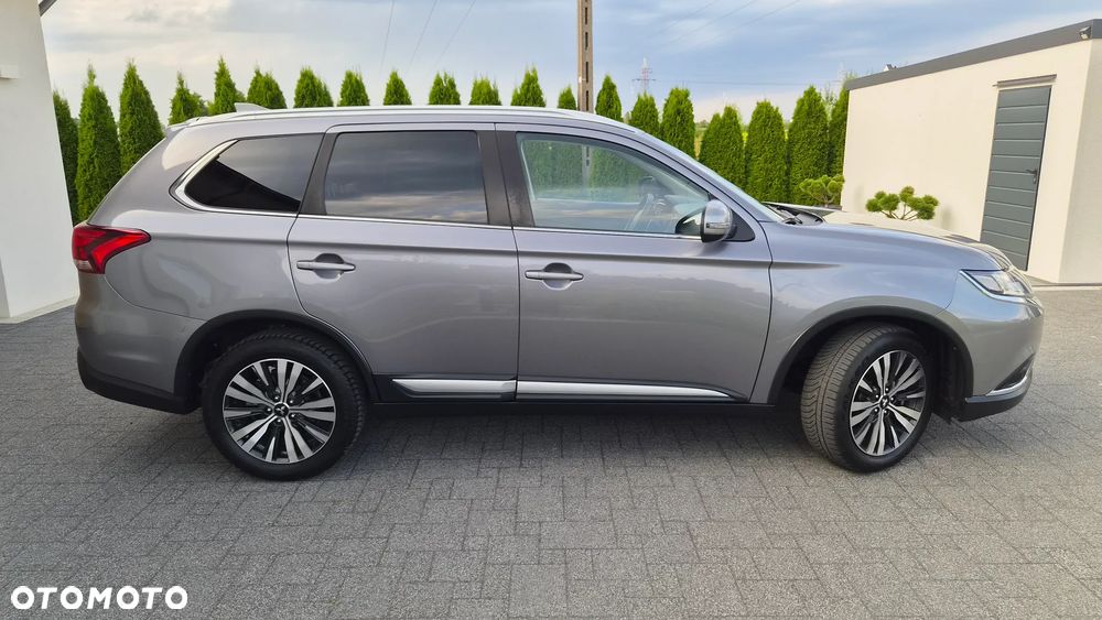 Mitsubishi Outlander 2.0 2WD CVT Spirit+ - 26