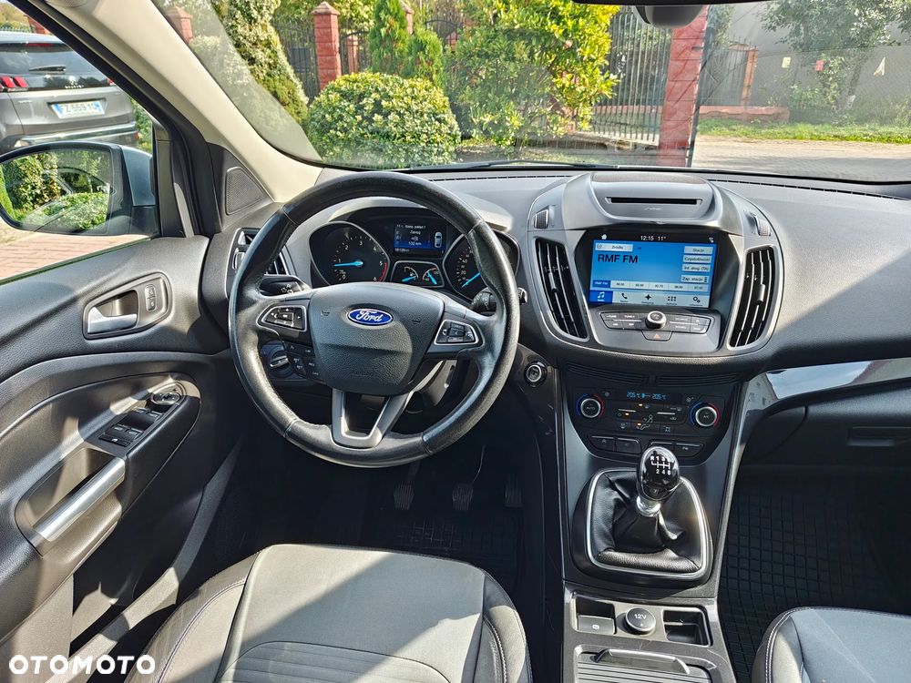 Ford Kuga 2.0 TDCi 4x2 Titanium - 16