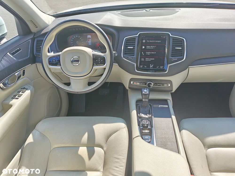 Volvo XC 90 T5 AWD Geartronic Momentum Pro - 14