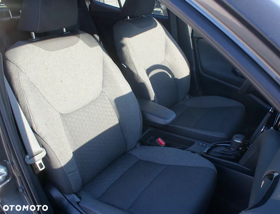 Toyota Yaris Cross - 13