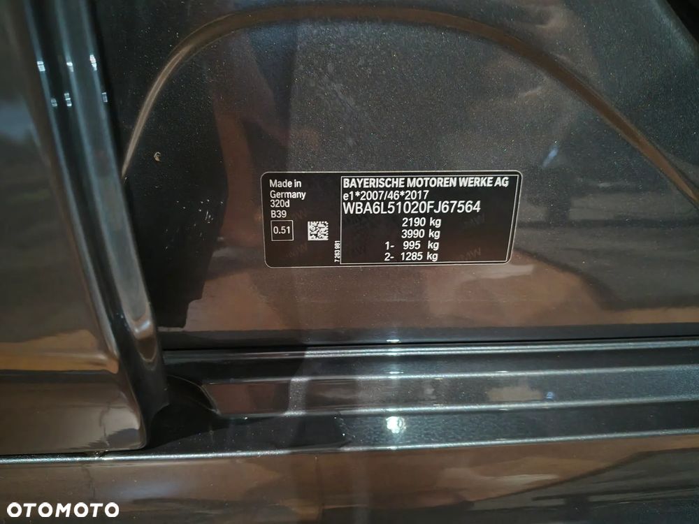 BMW Seria 3 - 33