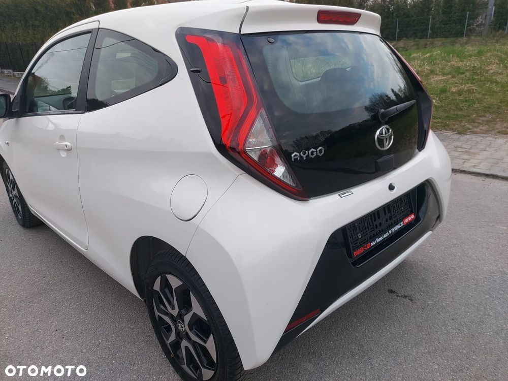 Toyota Aygo x-play - 7