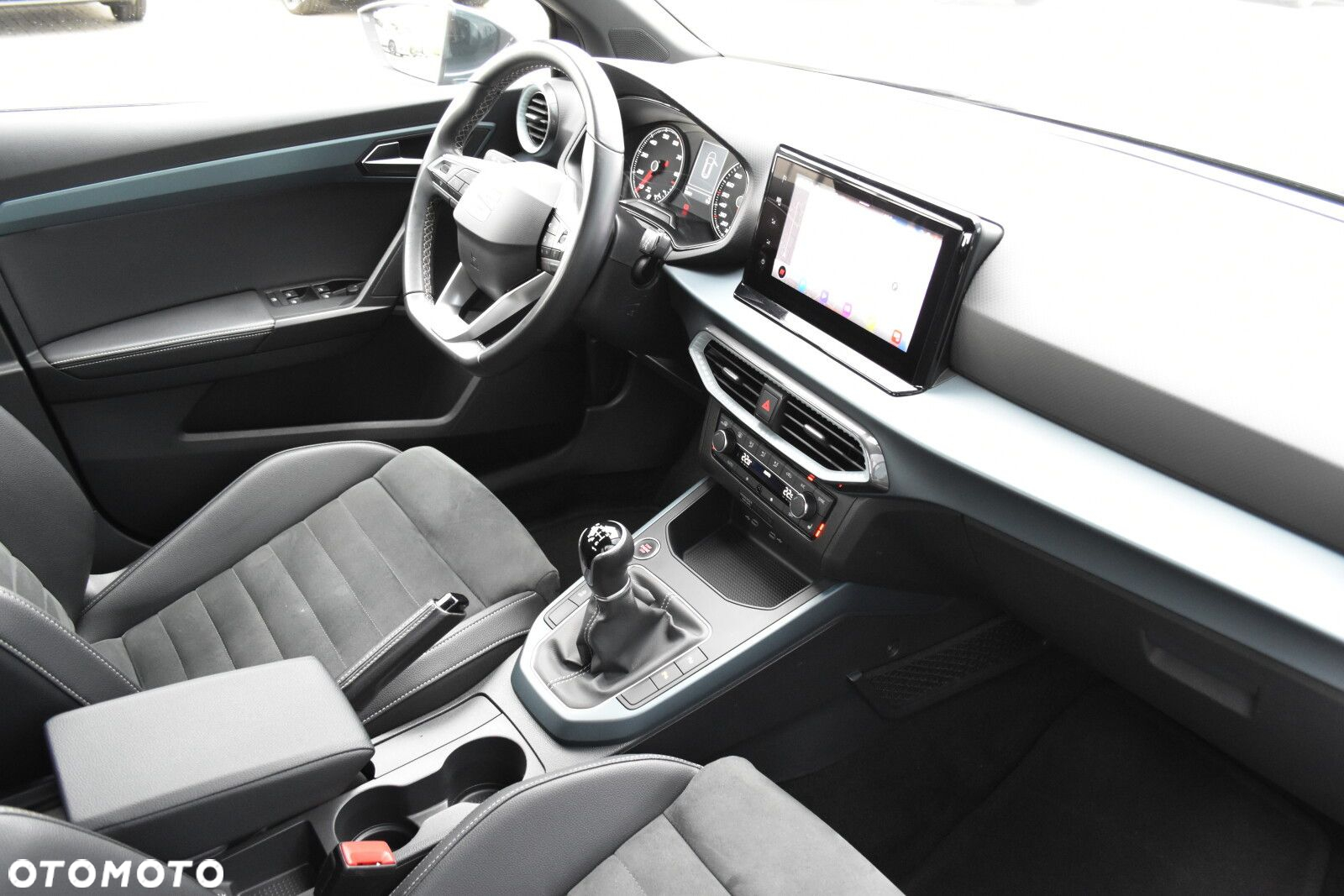 Seat Arona - 12