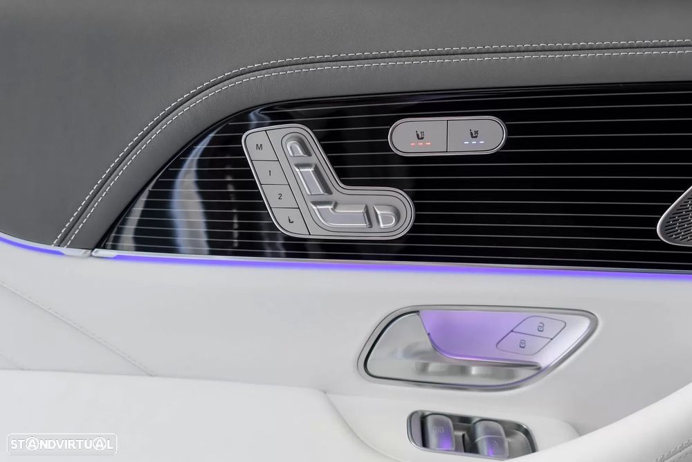 Mercedes-Benz GLS 600 Maybach 4Matic - 38