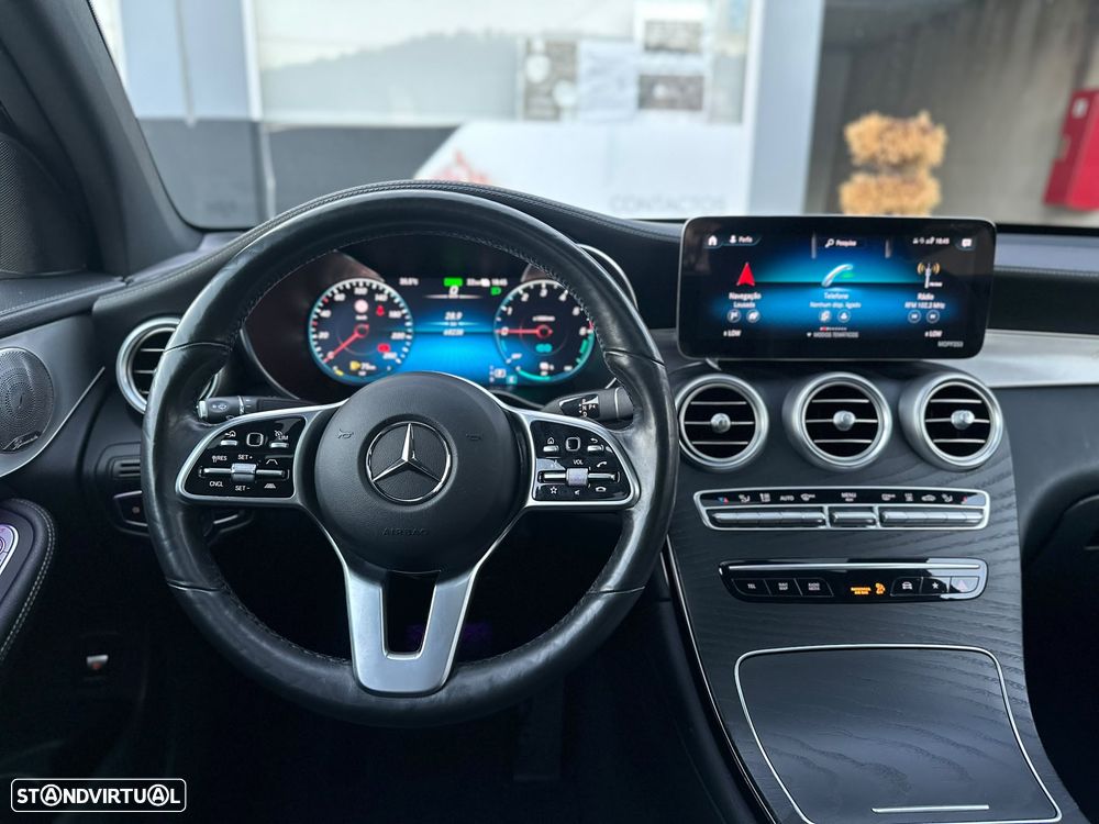 Mercedes-Benz GLC 300 de 4Matic 9G-TRONIC AMG Line Plus - 23