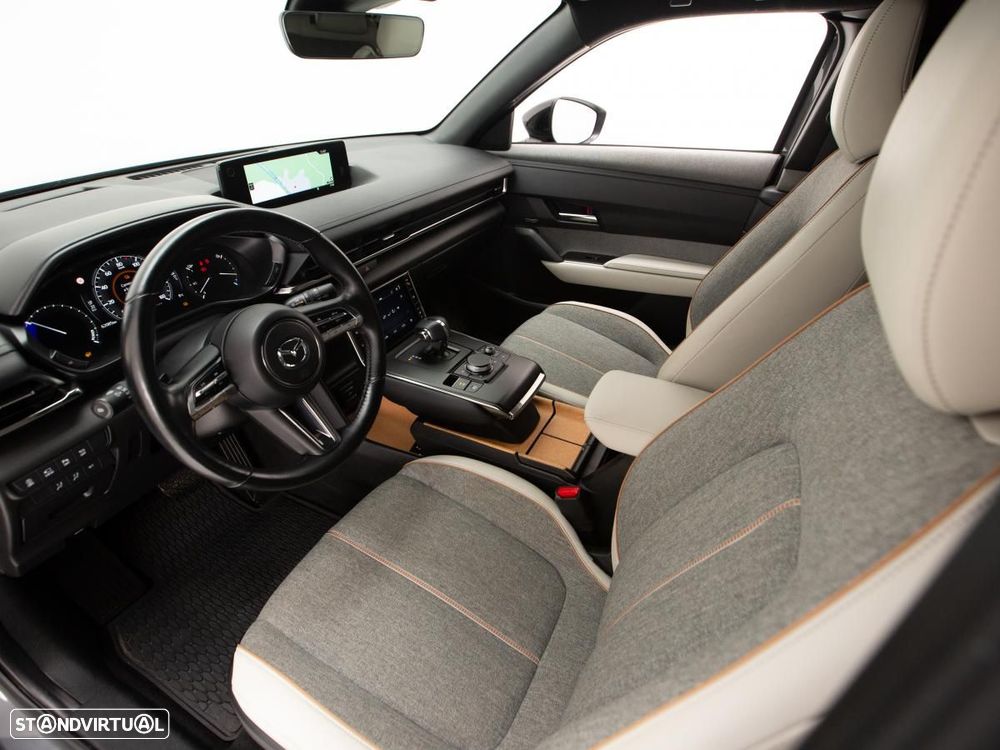 Mazda MX-30 e-SKYACTIV - 8