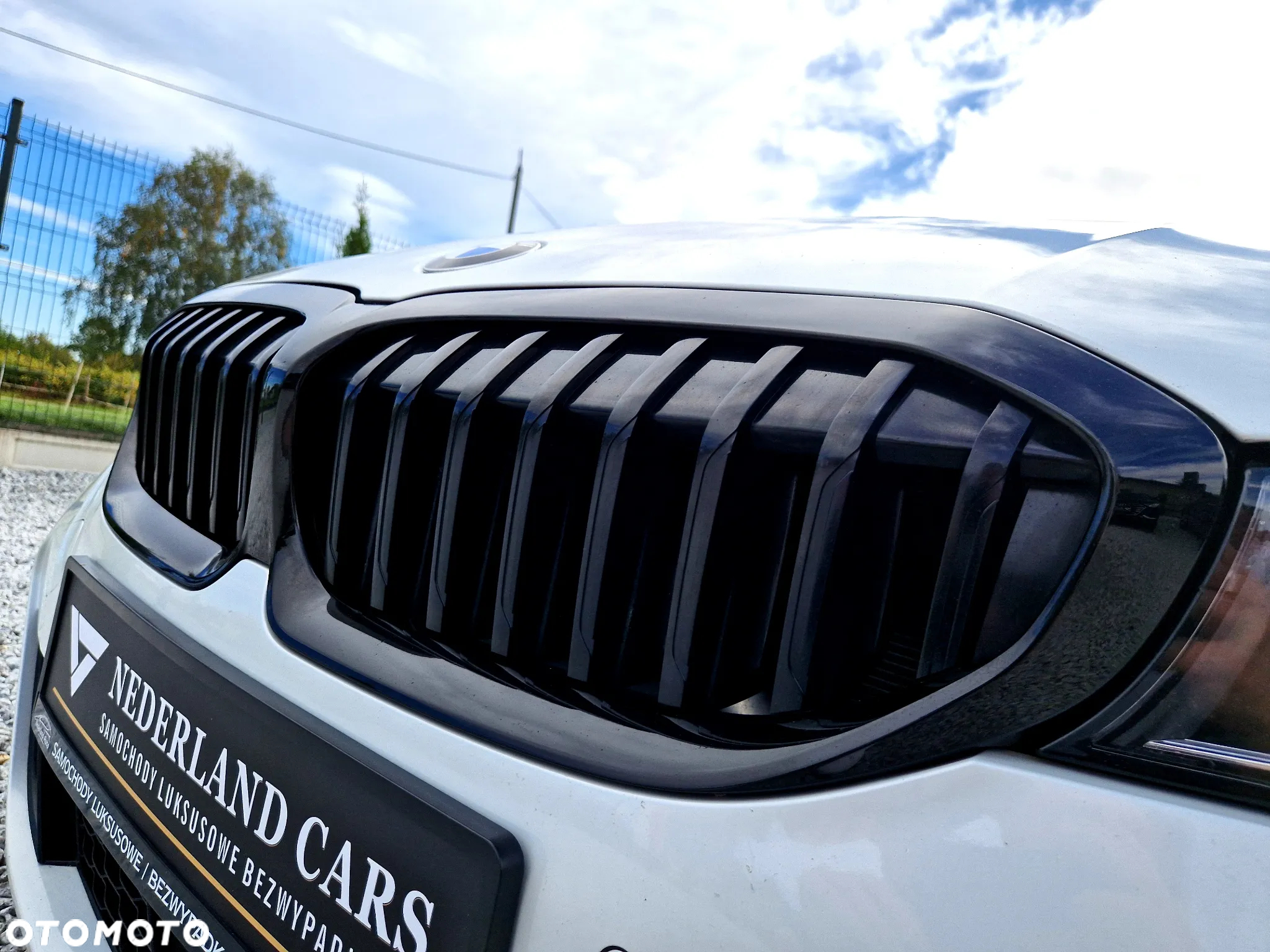 BMW Seria 3 330e M Sport sport - 31