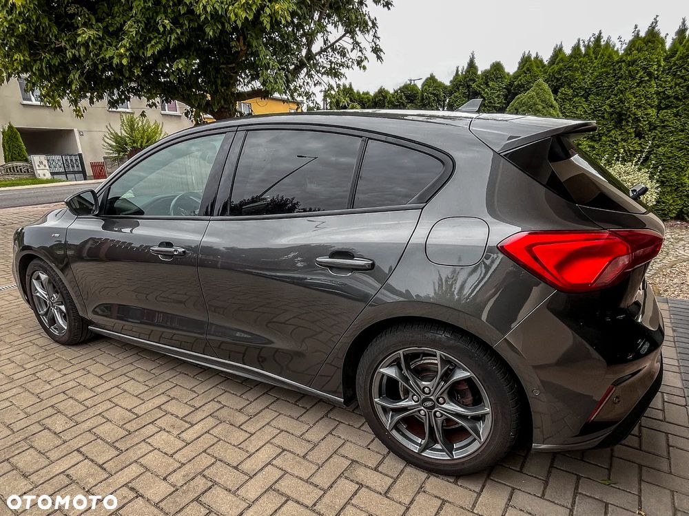 Ford Focus 1.0 EcoBoost Start-Stopp-System ST-LINE STYLE - 26