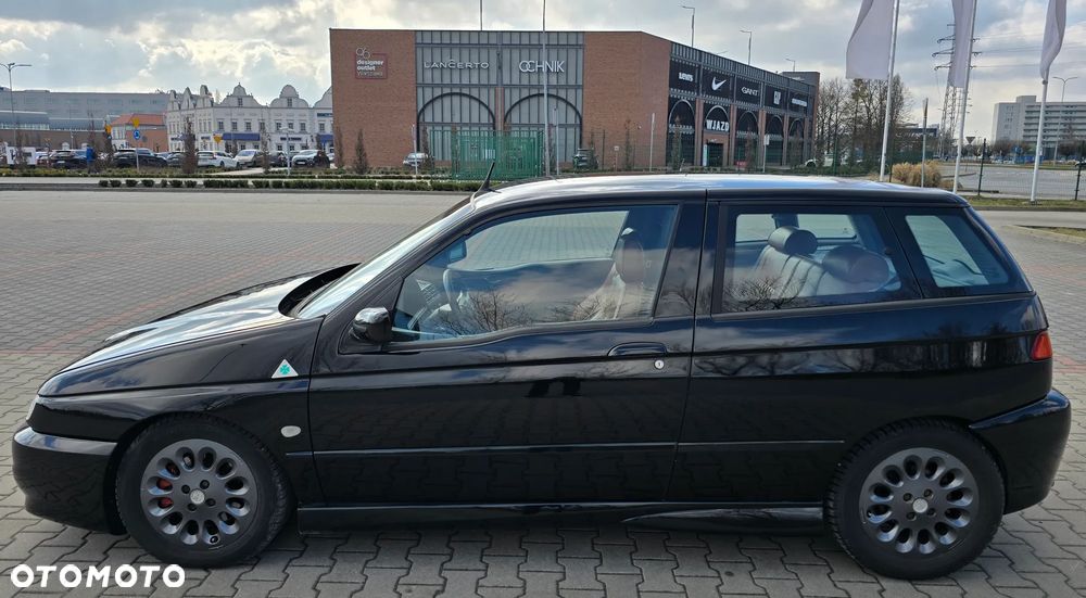Alfa Romeo 145 2.0 Quadrifoglio - 24