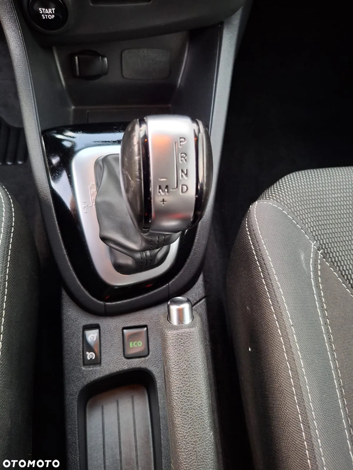 Renault Clio dCi 90 EDC Limited - 11