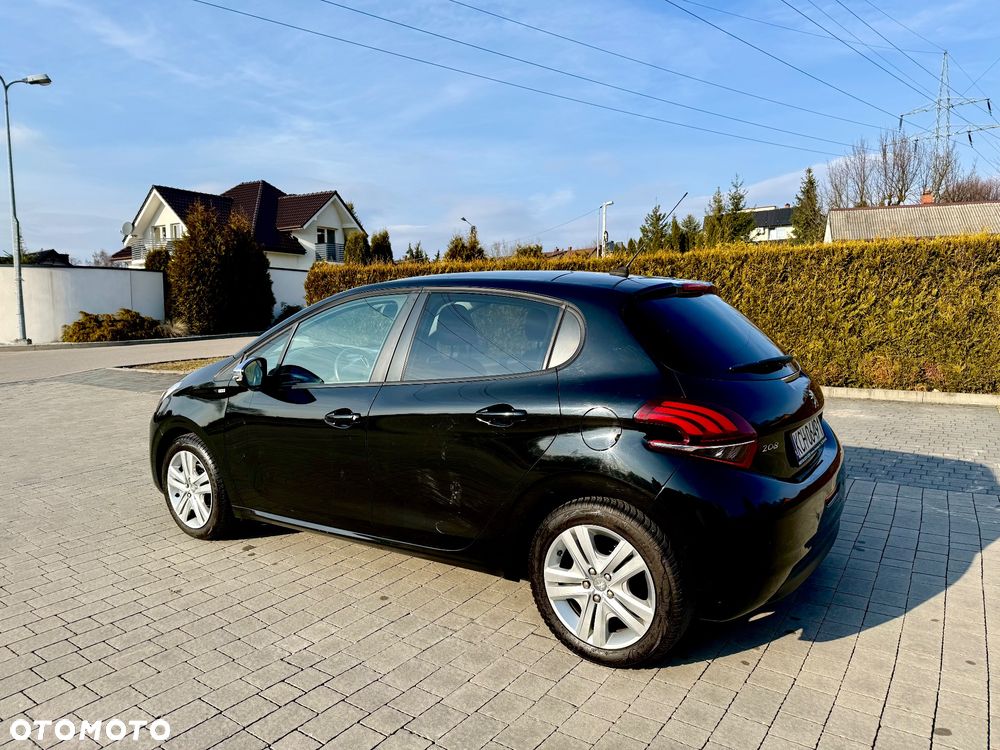 Peugeot 208 82 PureTech Style - 5