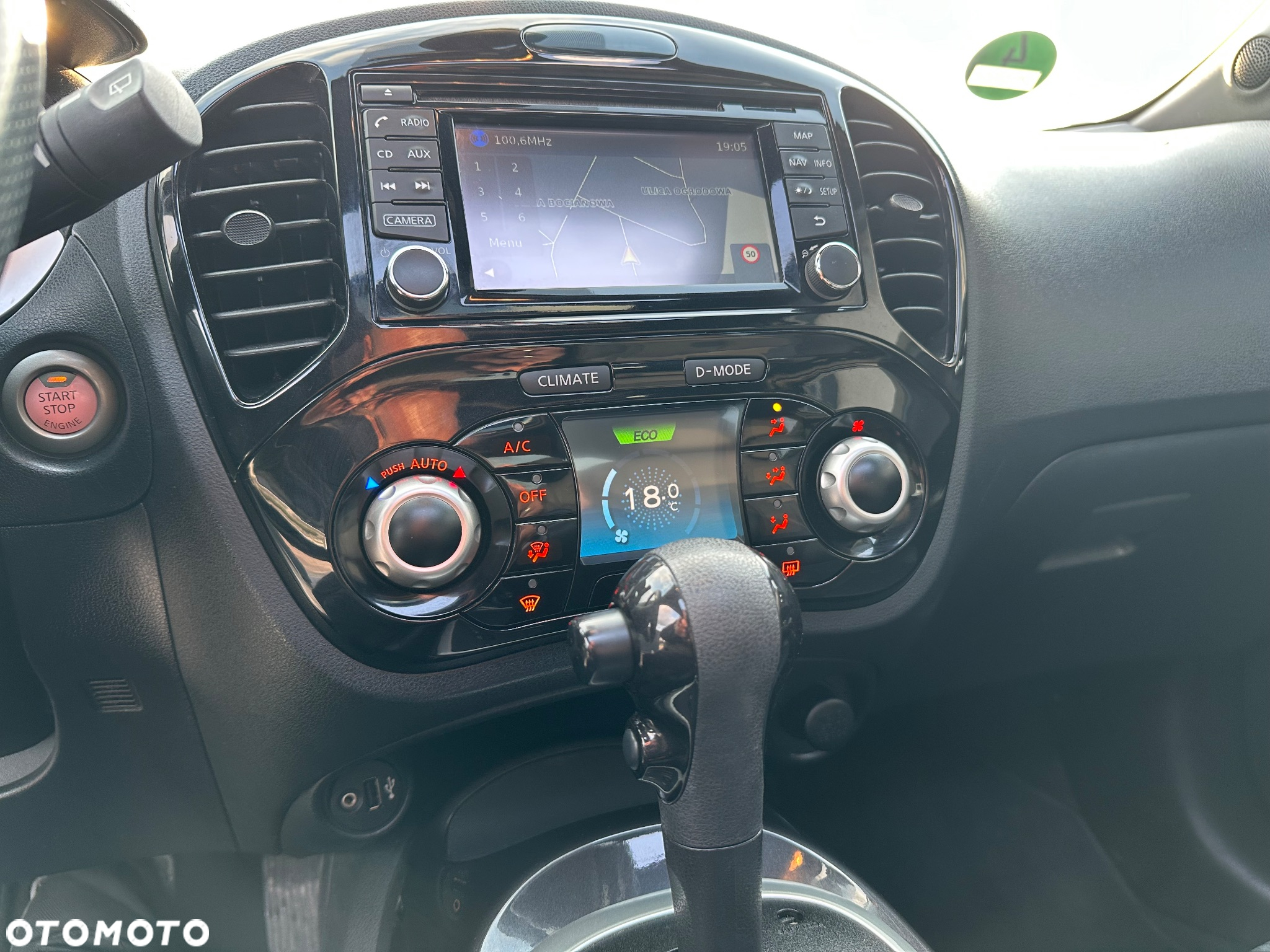 Nissan Juke 1.6 Tekna CVT - 28