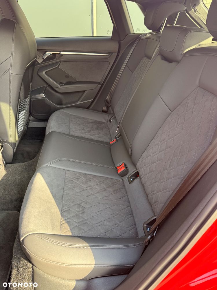 Audi RS3 Sportback - 11