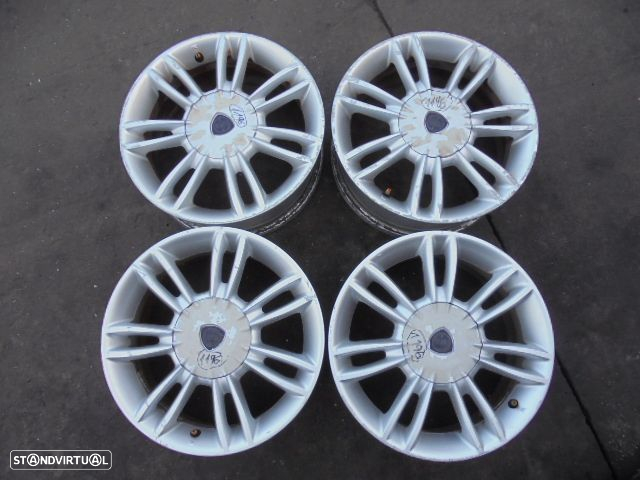 Jogo De Jantes 735452345 LANCIA YPSILON 4 FASE 2 2009 1.3JTD 75CV 3P CINZA 40 6Jx15 4X98 57.8MM - 3