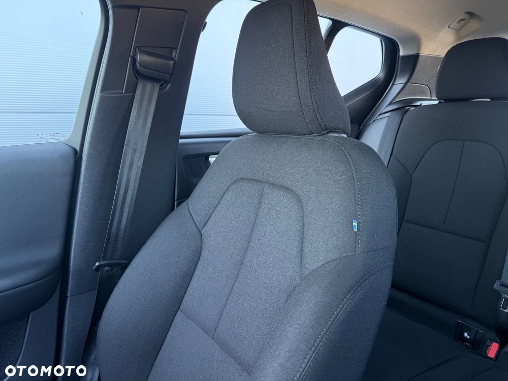 Volvo XC 40 T2 Momentum Core - 35