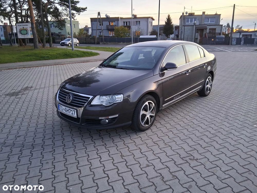 Volkswagen Passat - 3
