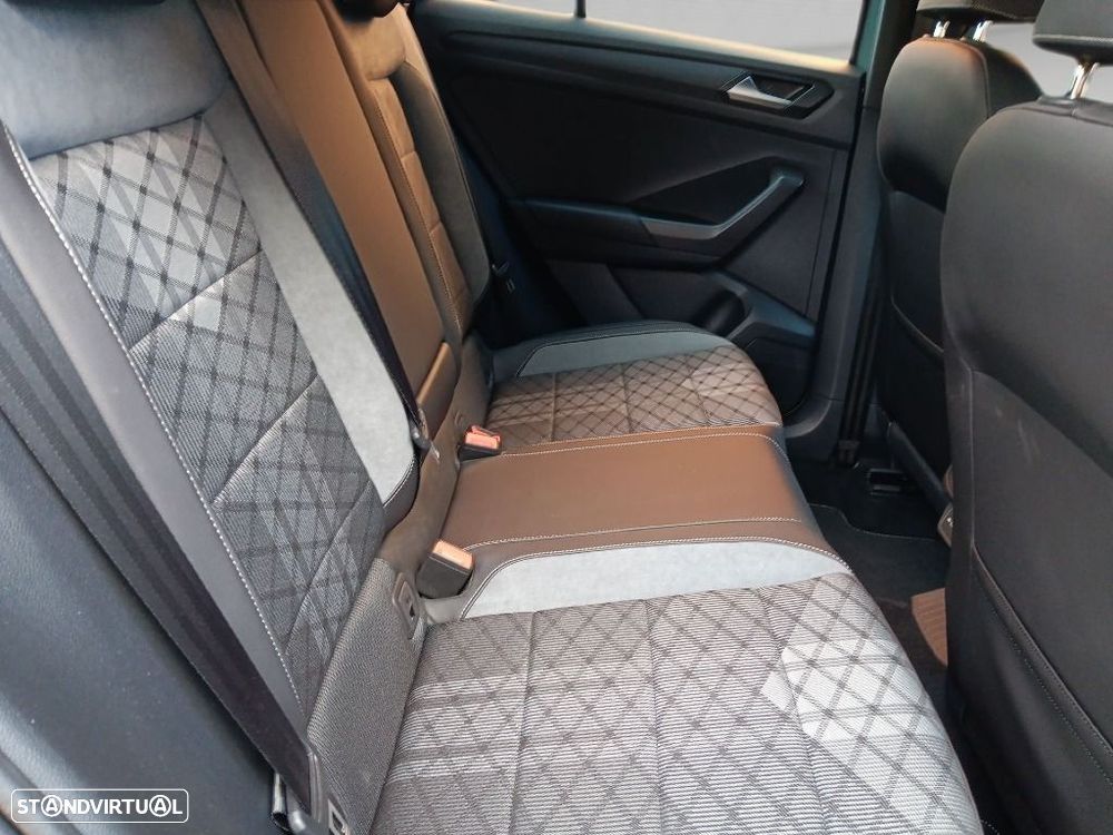 VW T-Roc 2.0 TDI R-Line DSG - 24