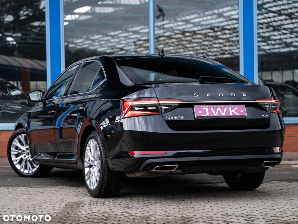 Skoda Superb 2.0 TSI 4x4 L&K DSG - 9