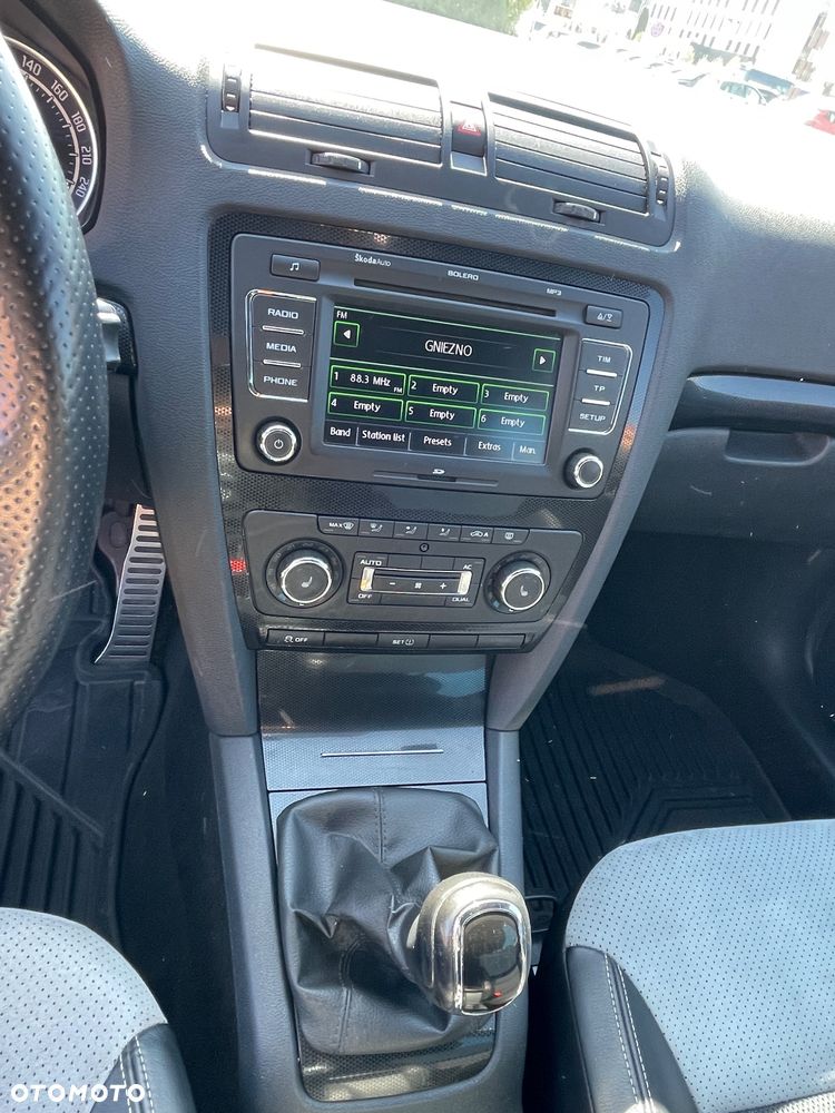 Skoda Octavia 2.0 TDI DPF RS - 12