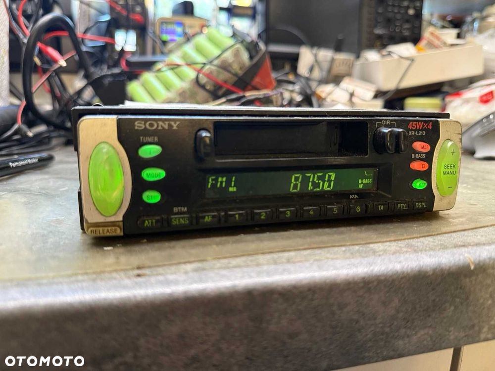 Radio samochodowe SONY XR-L210 Kasetowe 45W - 2
