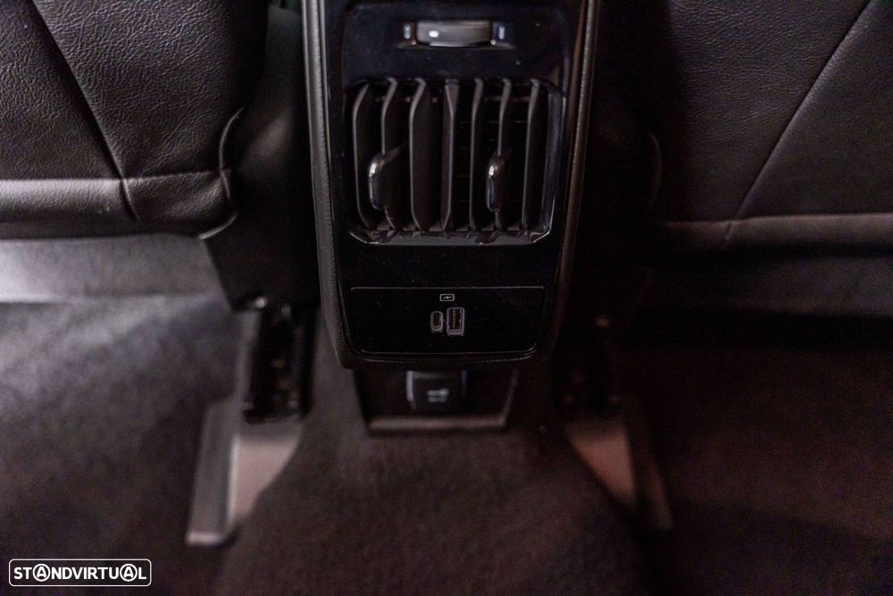 Jeep Compass 1.3 TG Limited - 31