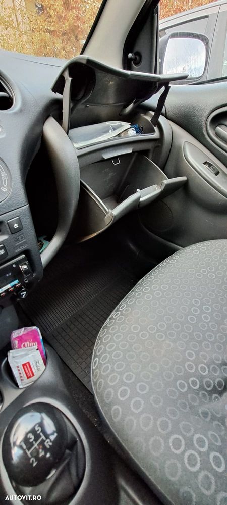 Toyota Yaris 1.3 Luna - 14