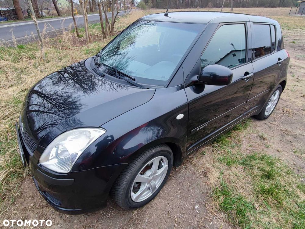 Suzuki Swift 1.3 Club - 2