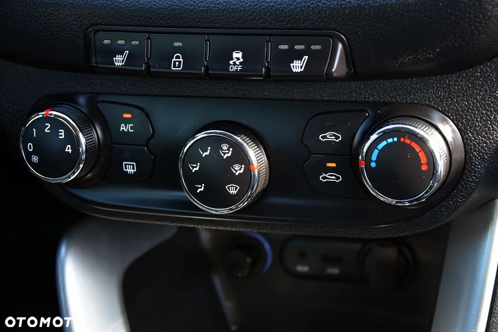 Kia Ceed 1.6 CRDi L - 17