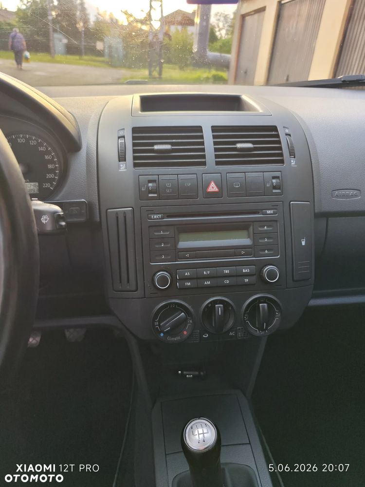 Volkswagen Polo 1.2 Comfortline - 21