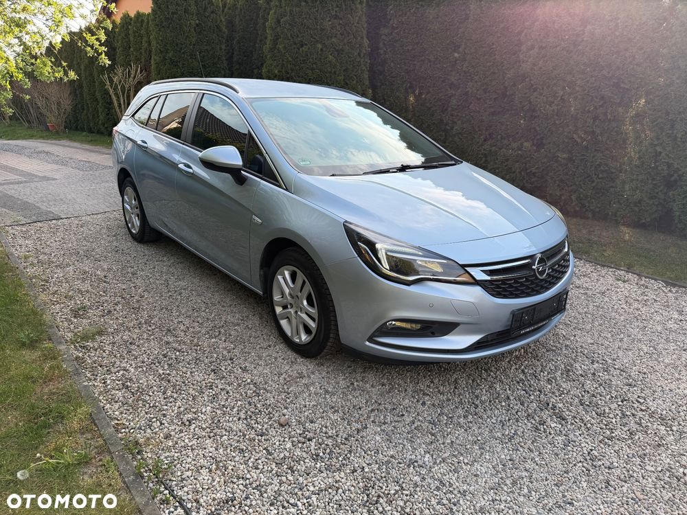 Opel Astra - 2