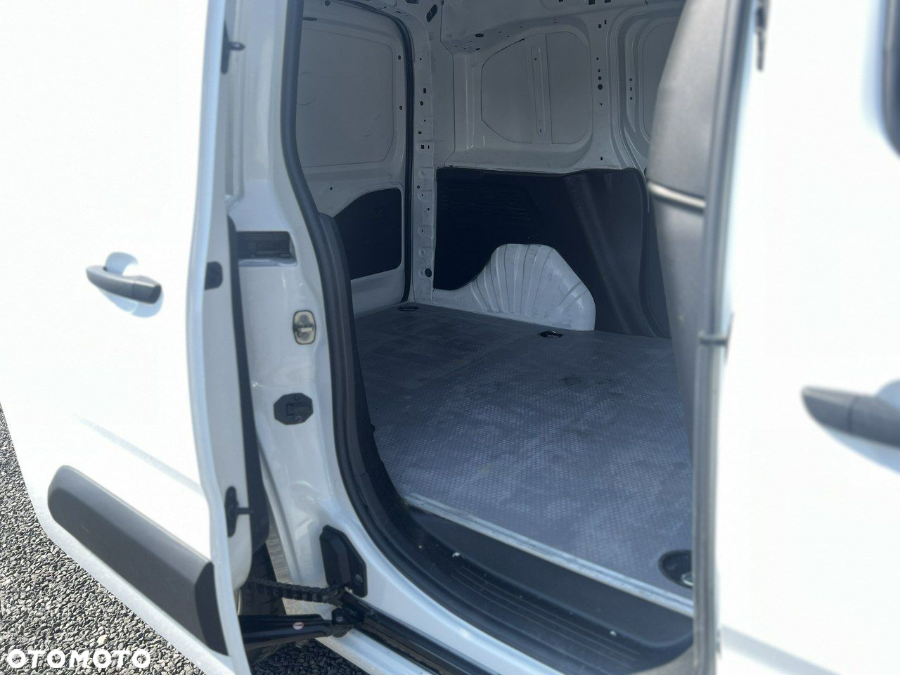 Toyota Proace City 1.5 D-4D Long 2,3t Active (bryg.) - 16