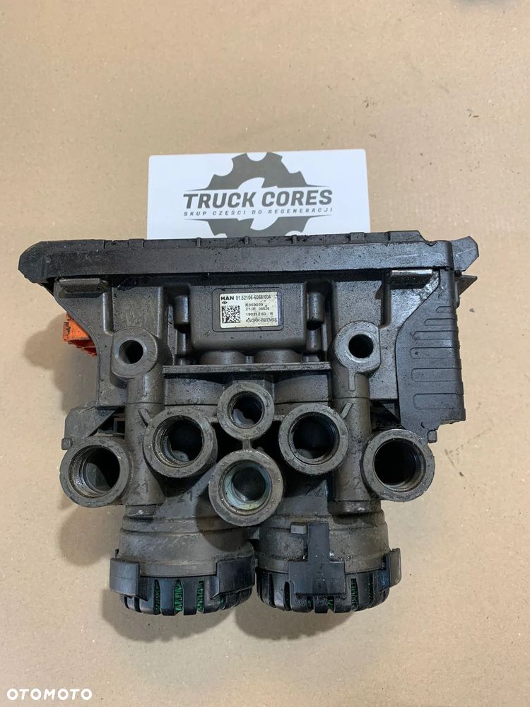 Modulator podwójny EBS K050209 E6 KNORR BREMSE MAN TGX, TGL, TGM - 4