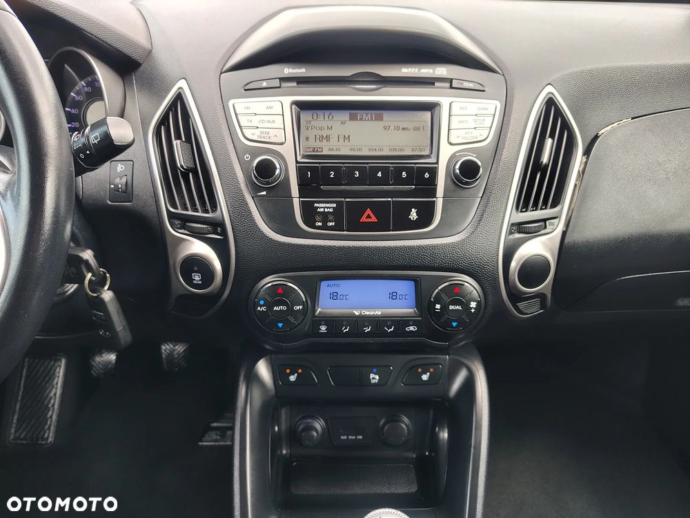 Hyundai ix35 2.0 2WD Style - 21
