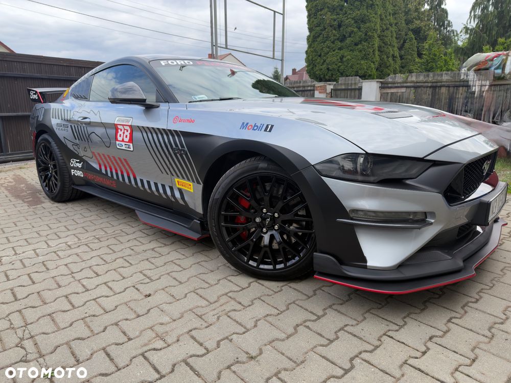 Ford Mustang 5.0 V8 GT - 9