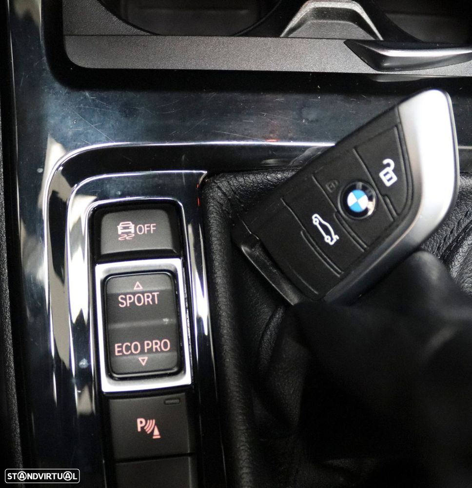 BMW X1 16 d sDrive - 27