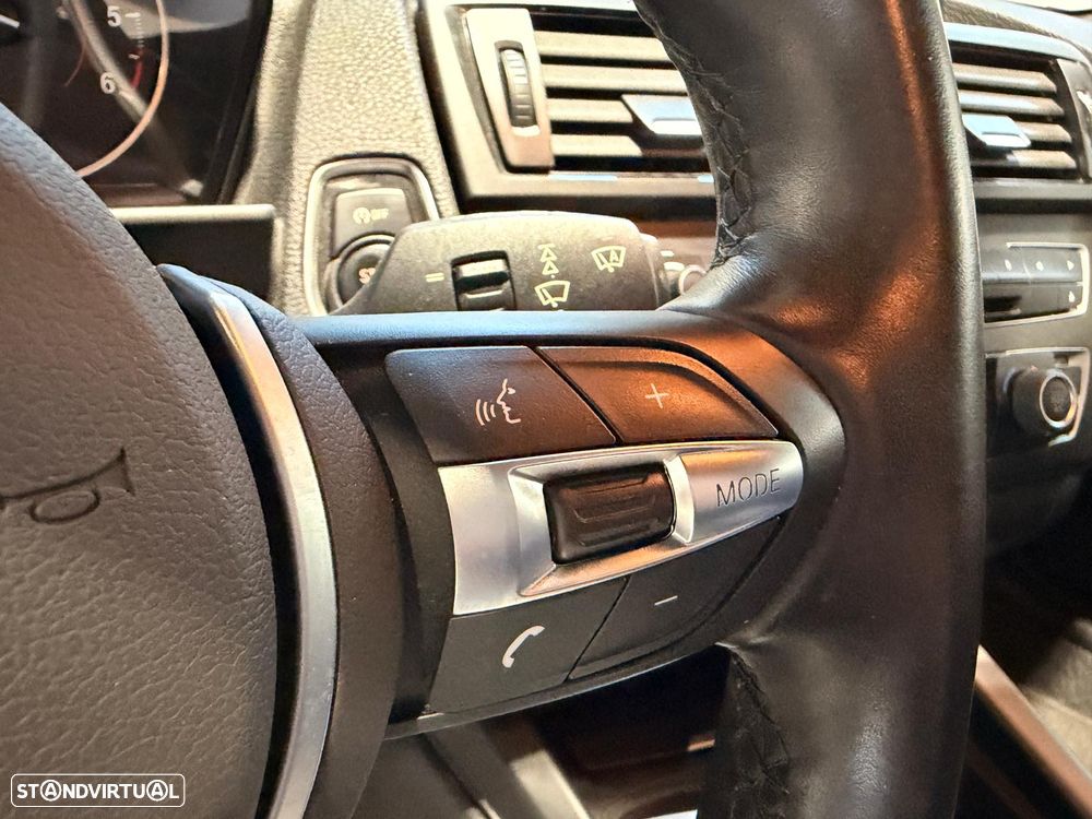 BMW 118 d Pack M - 31