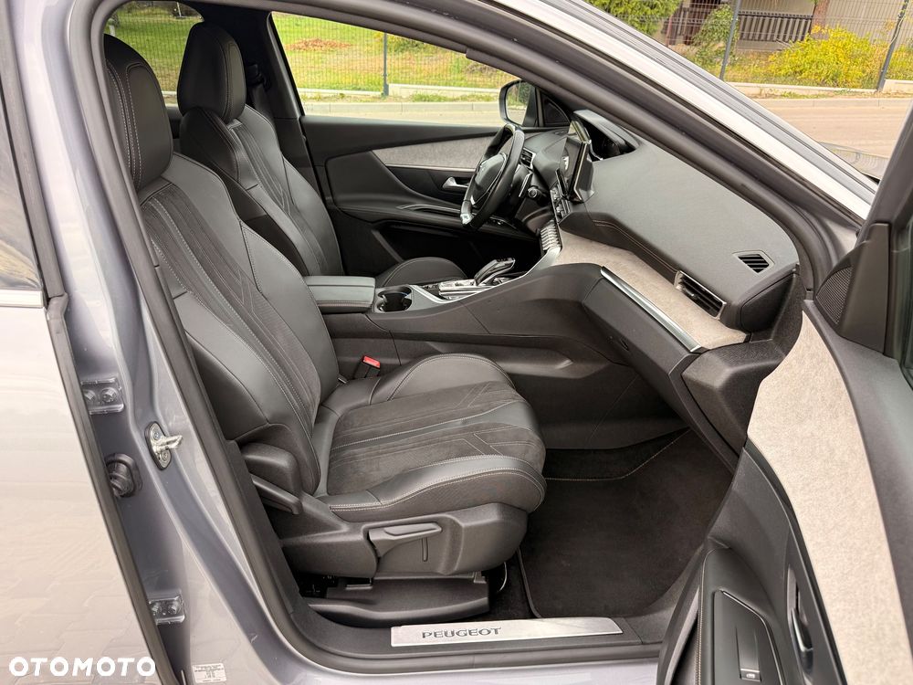 Peugeot 3008 1.6 PureTech GT S&S EAT8 - 23