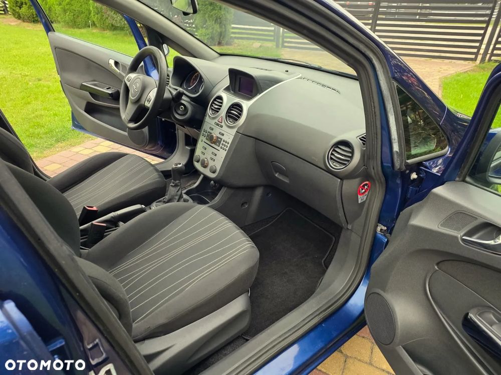 Opel Corsa 1.0 12V Essentia - 15