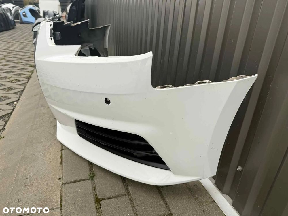 Audi A4 B9 Zderzak Przód Przedni Kompletny 4xPDC LY9C 2015-2019r. - 3