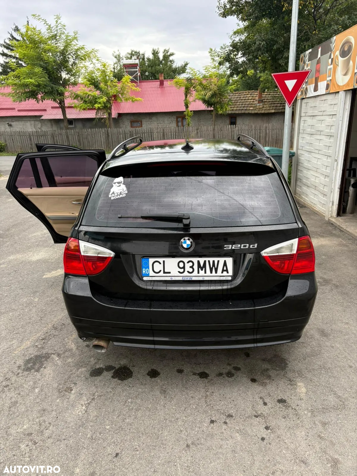 BMW Seria 3 320d Touring - 7